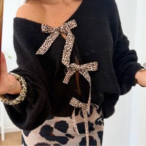 ❤️ FROM PARIS FRANCE 🇫🇷 Leopard Bow Black Sweater